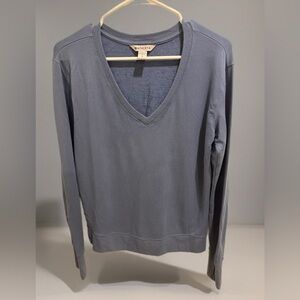 Athleta Slate V-Neck Long Sleeve Sweatshirt with Thumbholes